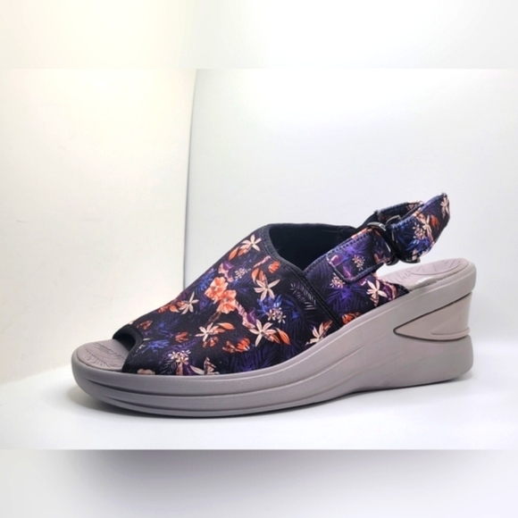 Bzees 10W Women's Viva Sandal Floral Wedge Heel Slip On Casual Comfy Summer - Picture 9 of 14
